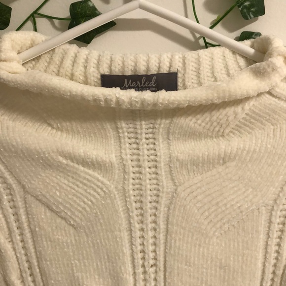 White knit sweater - Picture 4 of 5